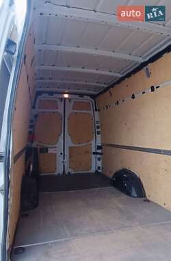 Грузовой фургон Mercedes-Benz Sprinter 2016 в 