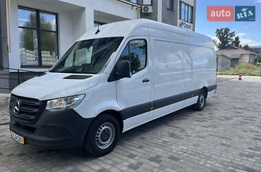 Грузовой фургон Mercedes-Benz Sprinter 2018 в  фото 2 Грузовой фургон Mercedes-Benz Sprinter 2018 в