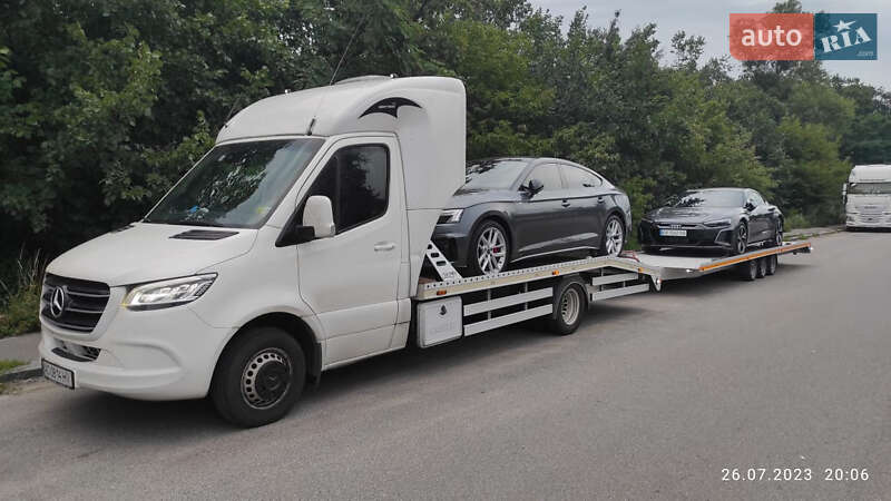 Автовоз Mercedes-Benz Sprinter 2018 в Мукачевому