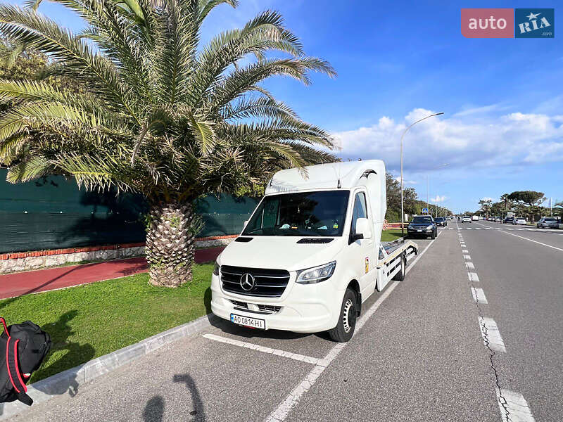 Автовоз Mercedes-Benz Sprinter 2018 в Мукачевому