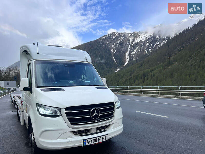Автовоз Mercedes-Benz Sprinter 2018 в Мукачевому
