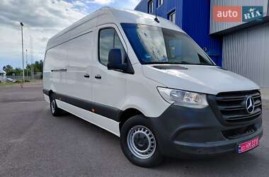 Грузовой фургон Mercedes-Benz Sprinter 2019 в 