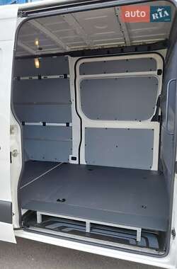 Грузовой фургон Mercedes-Benz Sprinter 2019 в 