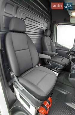 Грузовой фургон Mercedes-Benz Sprinter 2019 в 