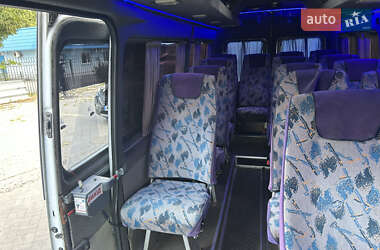 Пригородный автобус Mercedes-Benz Sprinter 1998 в 