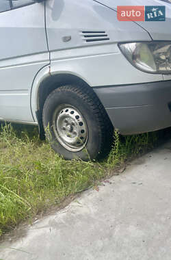 Грузопассажирский фургон Mercedes-Benz Sprinter 2005 в 