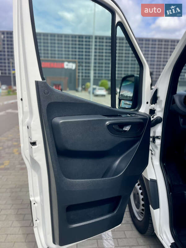 Грузовой фургон Mercedes-Benz Sprinter 2019 в Луцке