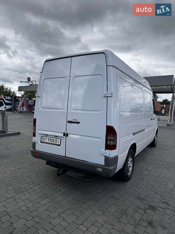 Грузовой фургон Mercedes-Benz Sprinter 2005 в Ивано-Франковске