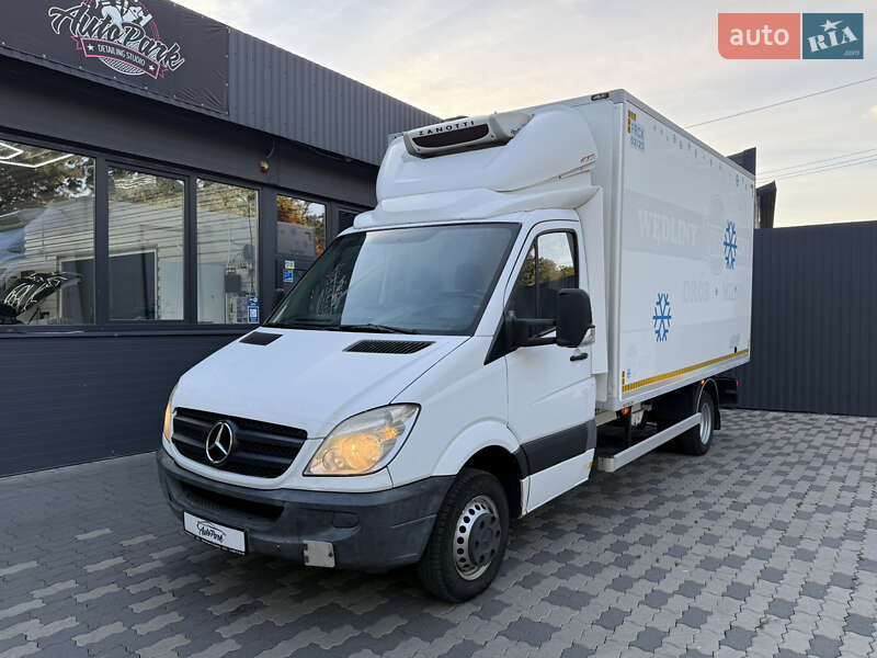 Mercedes-Benz Sprinter 2012