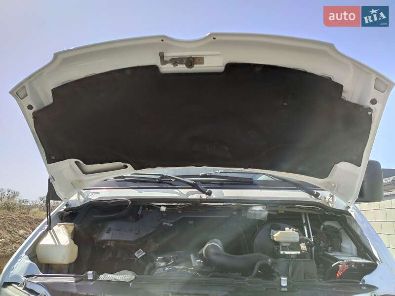 Грузовой фургон Mercedes-Benz Sprinter 2004 в Ровно