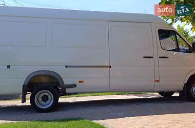 Грузовой фургон Mercedes-Benz Sprinter 2005 в 