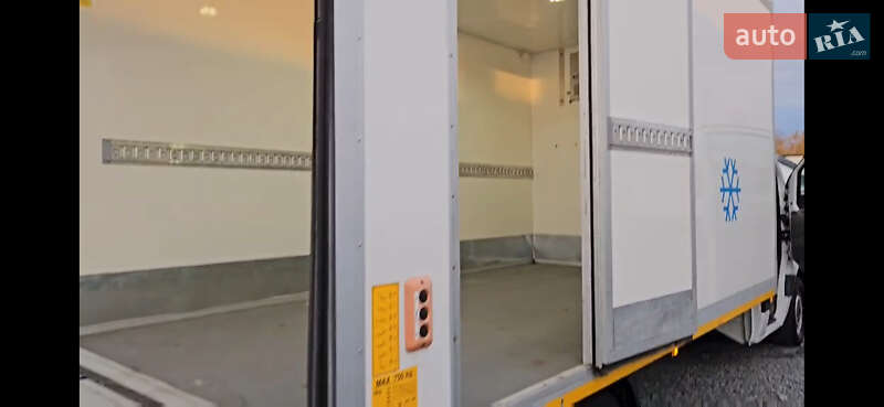 Рефрижератор Mercedes-Benz Sprinter 2015 в Хусті