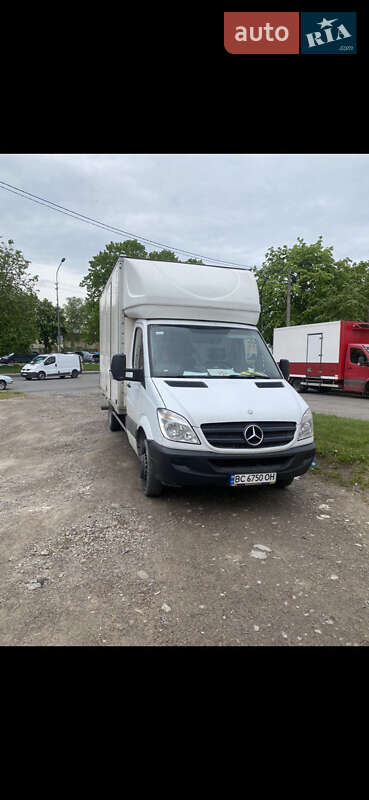 Mercedes-Benz Sprinter 2013