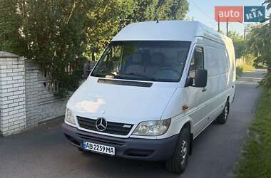 Грузовой фургон Mercedes-Benz Sprinter 2005 в 
