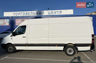 Грузовой фургон Mercedes-Benz Sprinter 2011 в 