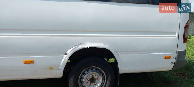 Туристический / Междугородний автобус Mercedes-Benz Sprinter 2000 в Василькове