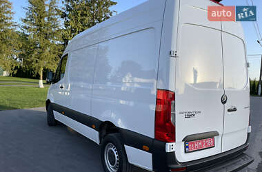 Грузовой фургон Mercedes-Benz Sprinter 2020 в 