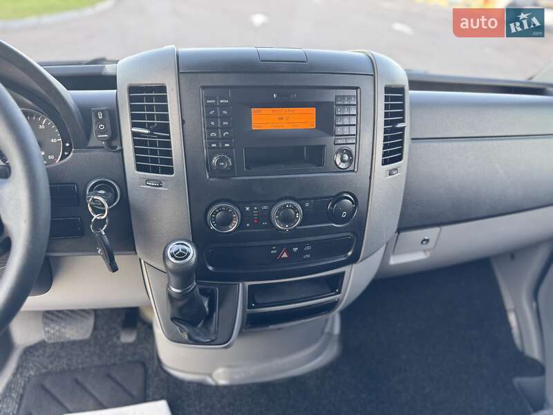 Грузовой фургон Mercedes-Benz Sprinter 2017 в Дубно