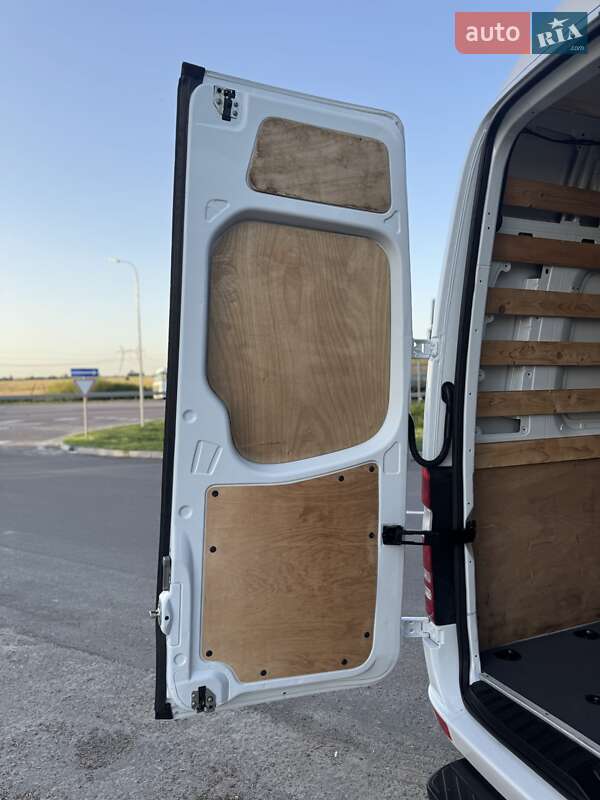 Грузовой фургон Mercedes-Benz Sprinter 2017 в Дубно
