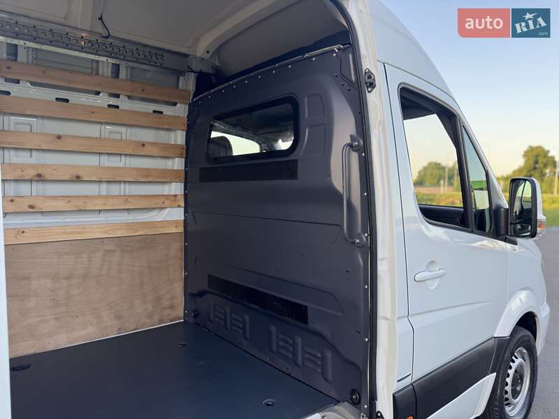 Грузовой фургон Mercedes-Benz Sprinter 2017 в Дубно