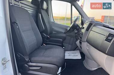 Грузовой фургон Mercedes-Benz Sprinter 2017 в 