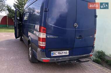 Грузовой фургон Mercedes-Benz Sprinter 2011 в 