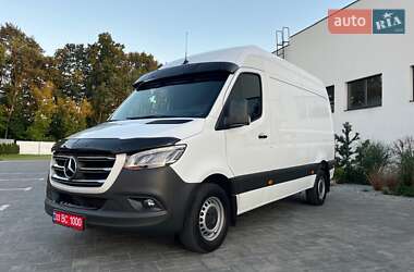 Грузовой фургон Mercedes-Benz Sprinter 2018 в 