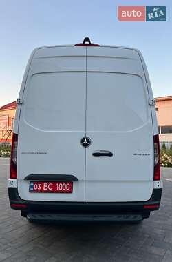 Грузовой фургон Mercedes-Benz Sprinter 2018 в 