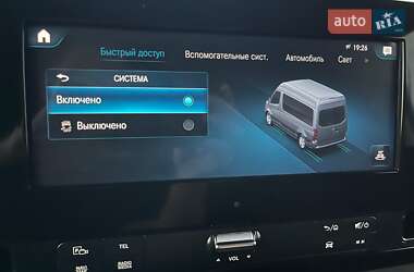 Грузовой фургон Mercedes-Benz Sprinter 2018 в 