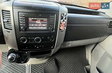 Грузовой фургон Mercedes-Benz Sprinter 2014 в 