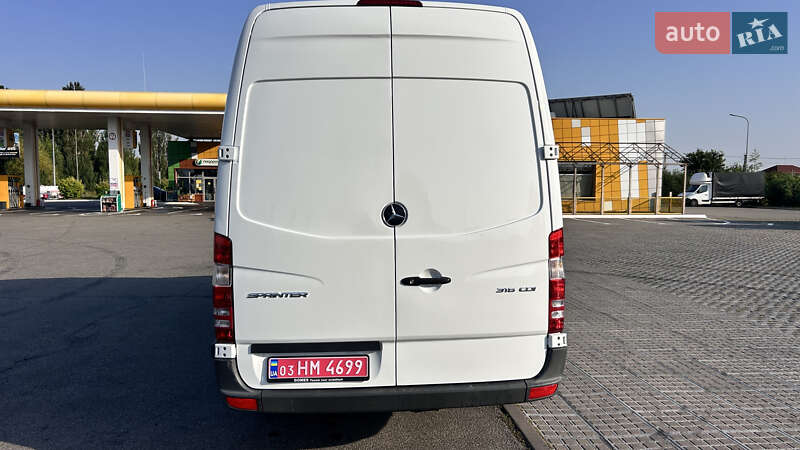 Грузовой фургон Mercedes-Benz Sprinter 2016 в Борисполе