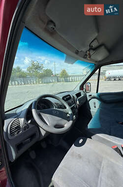Грузовой фургон Mercedes-Benz Sprinter 2005 в 
