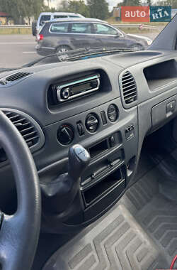Грузовой фургон Mercedes-Benz Sprinter 2004 в 