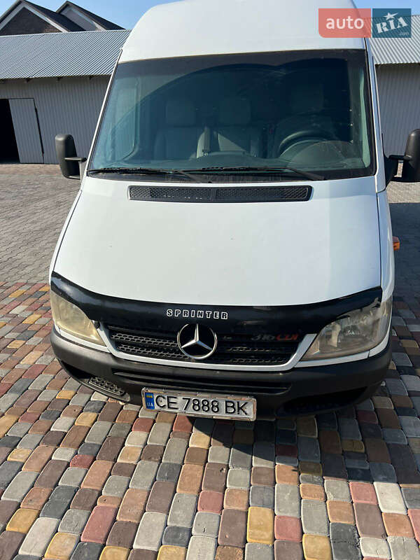 Грузовой фургон Mercedes-Benz Sprinter 2006 в 