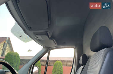 Грузовой фургон Mercedes-Benz Sprinter 2013 в 