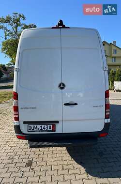 Грузовой фургон Mercedes-Benz Sprinter 2017 в 