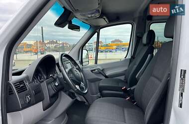 Грузовой фургон Mercedes-Benz Sprinter 2017 в 