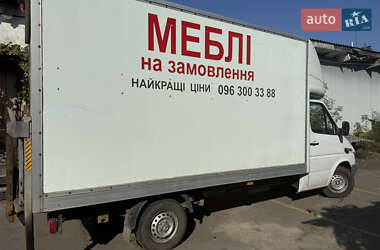 Грузовой фургон Mercedes-Benz Sprinter 2004 в 