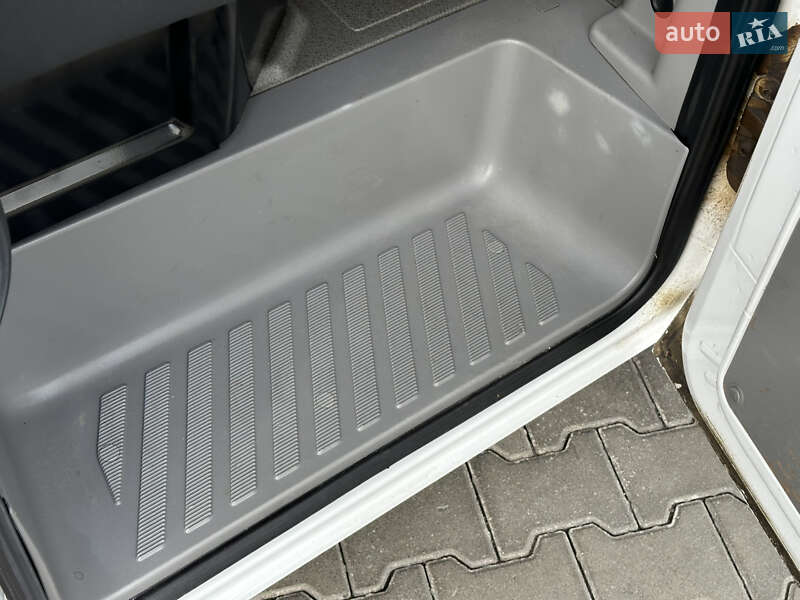 Автовоз Mercedes-Benz Sprinter 2015 в Броварах