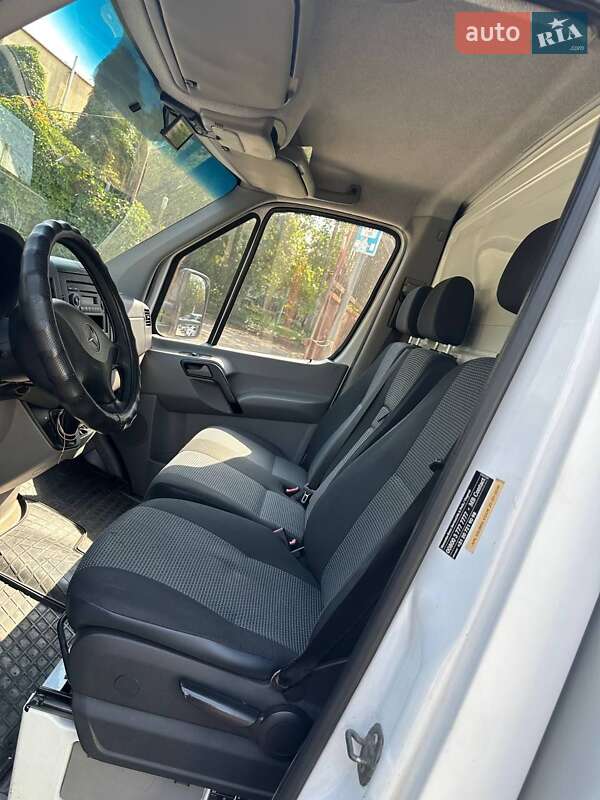 Вантажний фургон Mercedes-Benz Sprinter 2012 в Харкові
