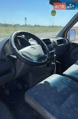 Грузовой фургон Mercedes-Benz Sprinter 2004 в 