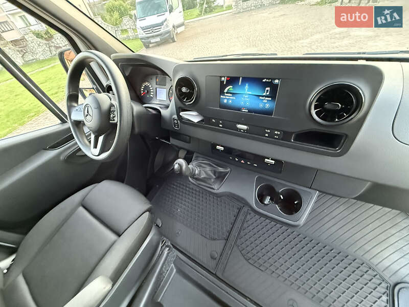 Микроавтобус Mercedes-Benz Sprinter 2022 в Калуше