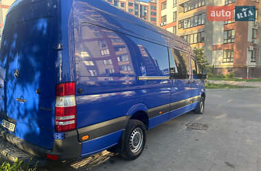 Грузовой фургон Mercedes-Benz Sprinter 2017 в 