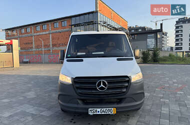 Грузовой фургон Mercedes-Benz Sprinter 2021 в 