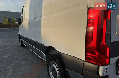 Грузовой фургон Mercedes-Benz Sprinter 2021 в 