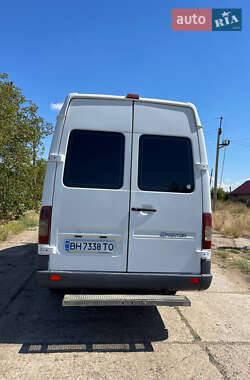 Грузовой фургон Mercedes-Benz Sprinter 2005 в  фото 4 Грузовой фургон Mercedes-Benz Sprinter 2005 в