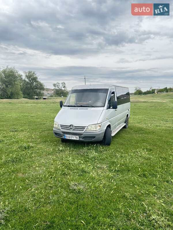 Микроавтобус Mercedes-Benz Sprinter 2005 в Болграде фото 3 Микроавтобус Mercedes-Benz Sprinter 2005 в Болграде