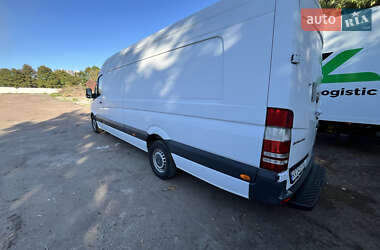 Грузовой фургон Mercedes-Benz Sprinter 2016 в 
