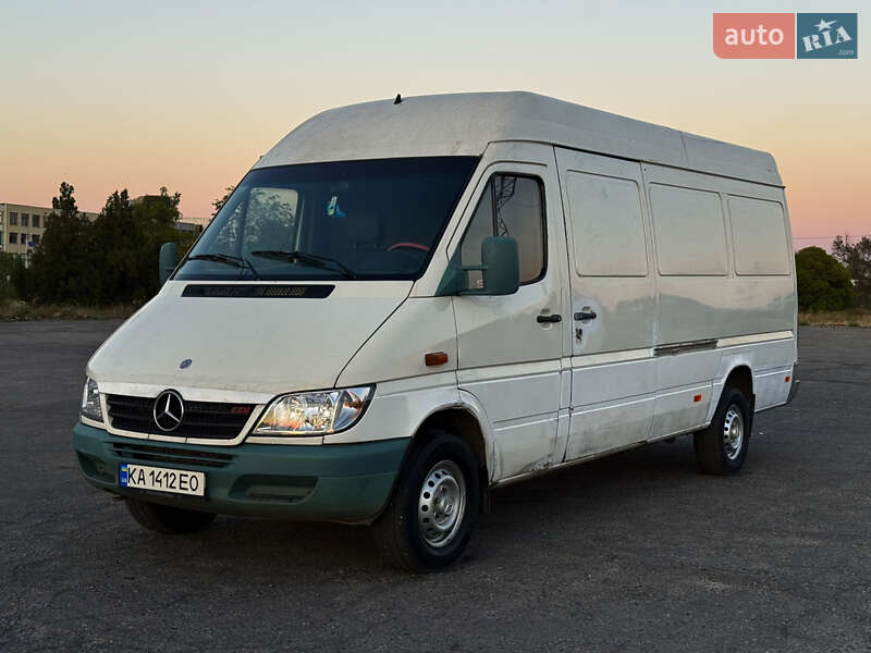Mercedes-Benz Sprinter 2005