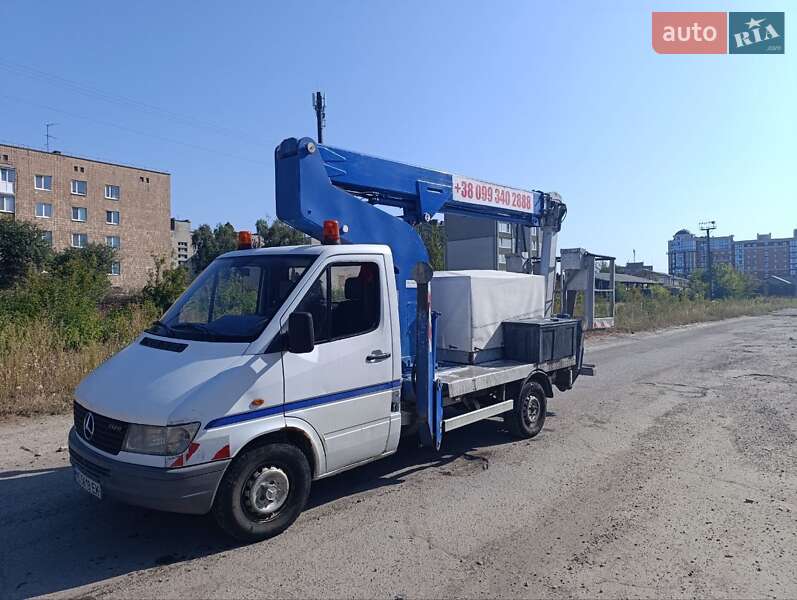 Автовышка Mercedes-Benz Sprinter 2000 в Луцке